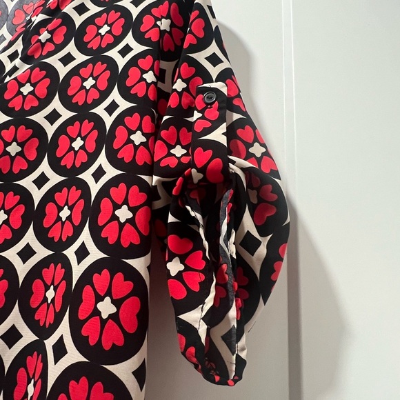 Freeway Boxy Red and Black Blouse with 3/4 Sleeves - Picture 4 of 6